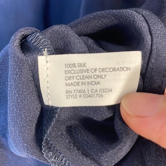 NWT. Club Monaco Small Kiki Silk Top With Hand Studded Chemise Eclipse Marine. - Picture 7 of 10